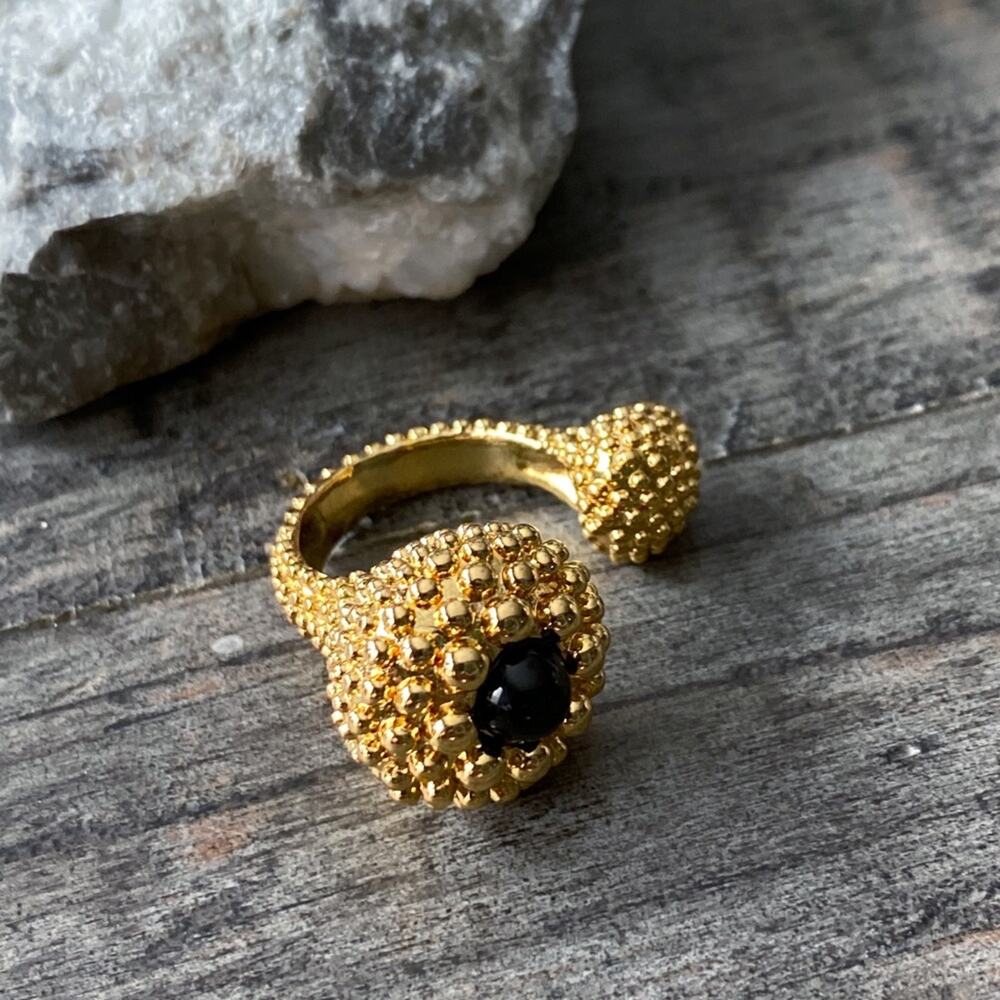 NEW Gold Textured Ring With Black Accent Stone - Picture 14 of 15